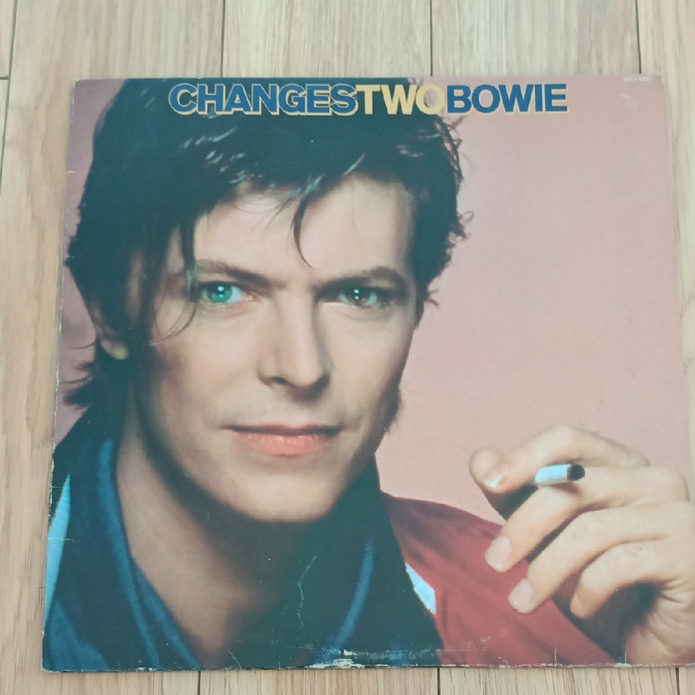 Changestwobowie Vinyl Record LP David Bowie Canada